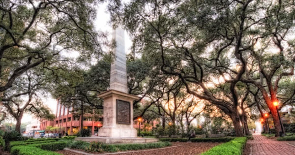 10 Best Romantic Things to Do in Savannah