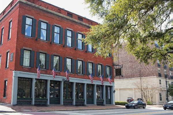 East Bay Inn, Historic Inns of Savannah Collection image 1