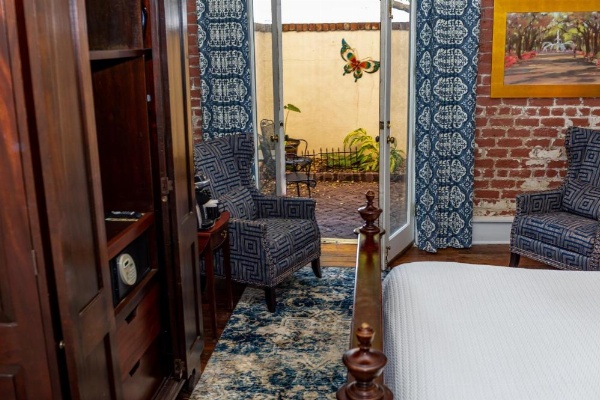 East Bay Inn, Historic Inns of Savannah Collection image 14