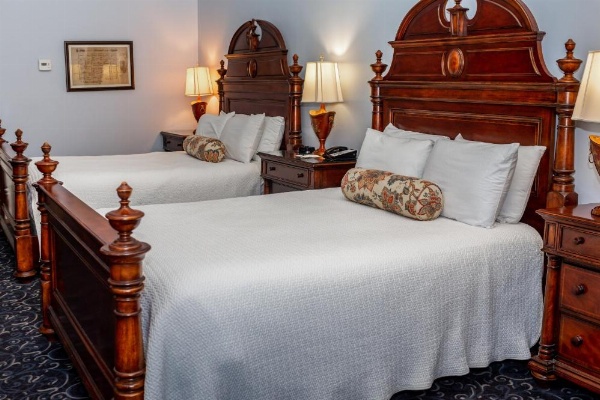 East Bay Inn, Historic Inns of Savannah Collection image 22