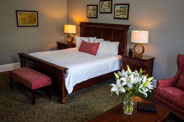 East Bay Inn, Historic Inns of Savannah Collection image 30