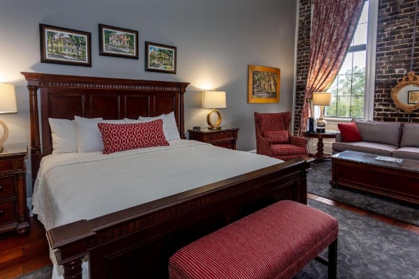 East Bay Inn, Historic Inns of Savannah Collection image 31