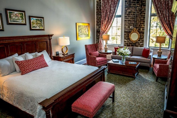 East Bay Inn, Historic Inns of Savannah Collection image 39