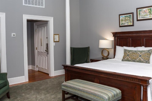 East Bay Inn, Historic Inns of Savannah Collection image 63